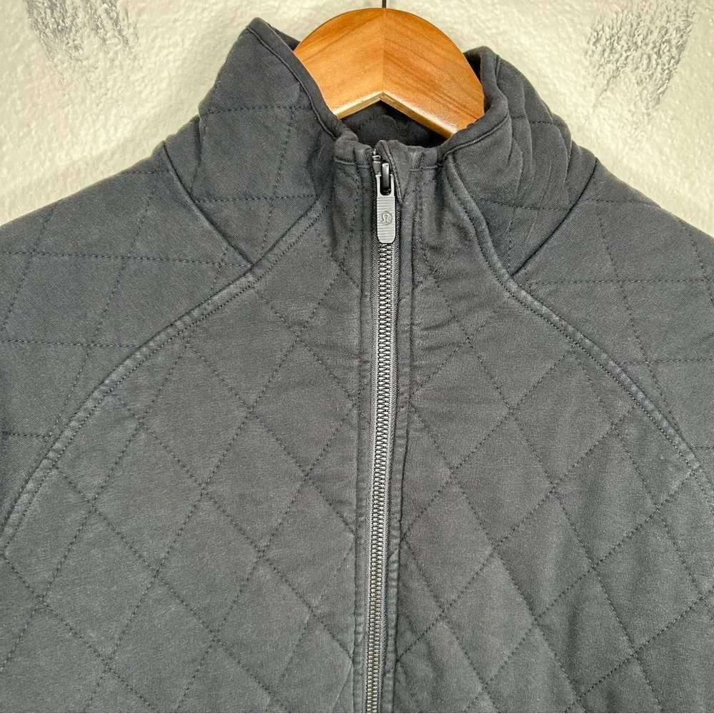 Lululemon Quilted Calm Jacket black 8